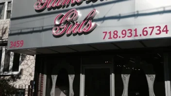 Web image: Clarke And Son Signs Awnings 19